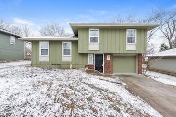 7905 E 117th Place Kansas City, MO 64134